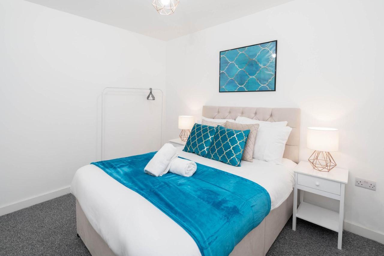 ברמינגהאם Two Bedroom Apartment - En Suites - Smart Tv'S - Wifi - Netflix - Bearwood מראה חיצוני תמונה