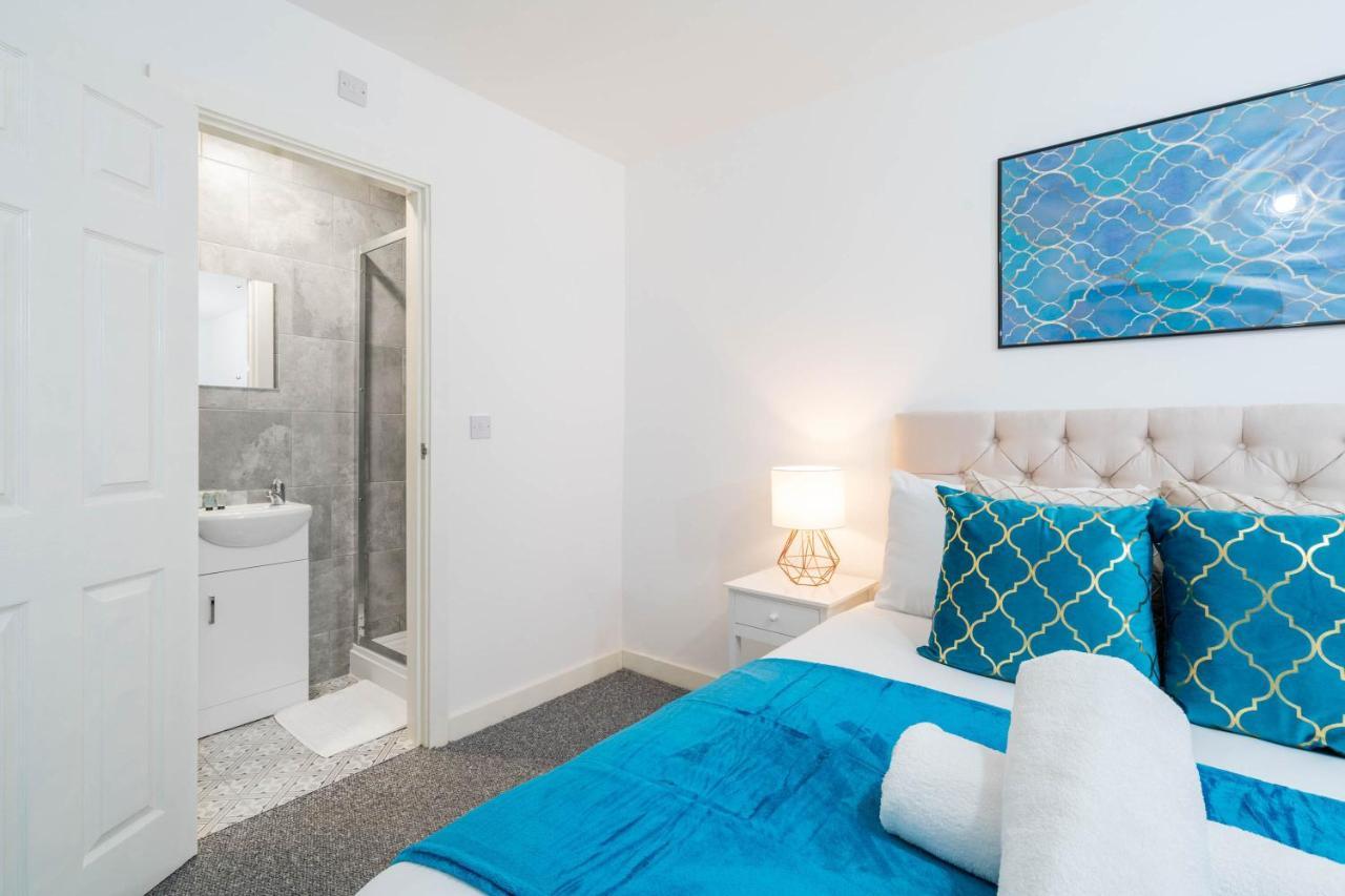 ברמינגהאם Two Bedroom Apartment - En Suites - Smart Tv'S - Wifi - Netflix - Bearwood מראה חיצוני תמונה